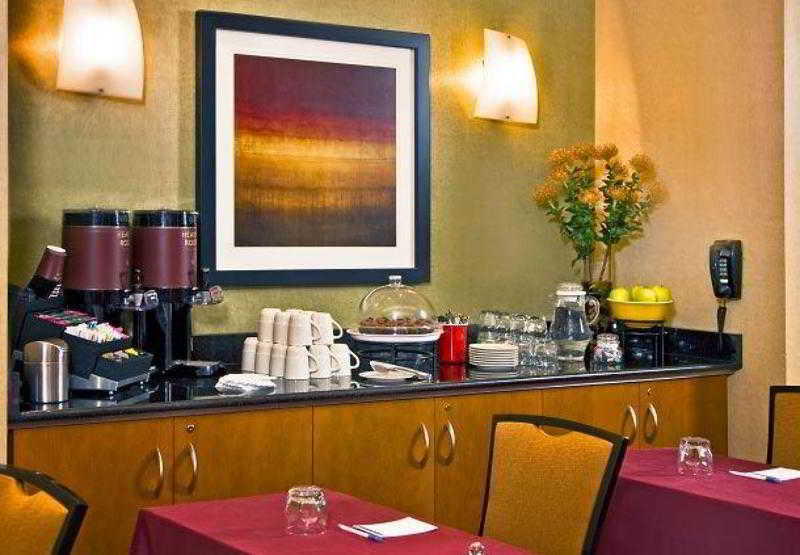 Residence Inn By Marriott Springfield Old Keene Mill Εξωτερικό φωτογραφία